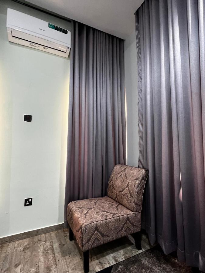 Fragrance Apartments And Suites إبادان المظهر الخارجي الصورة