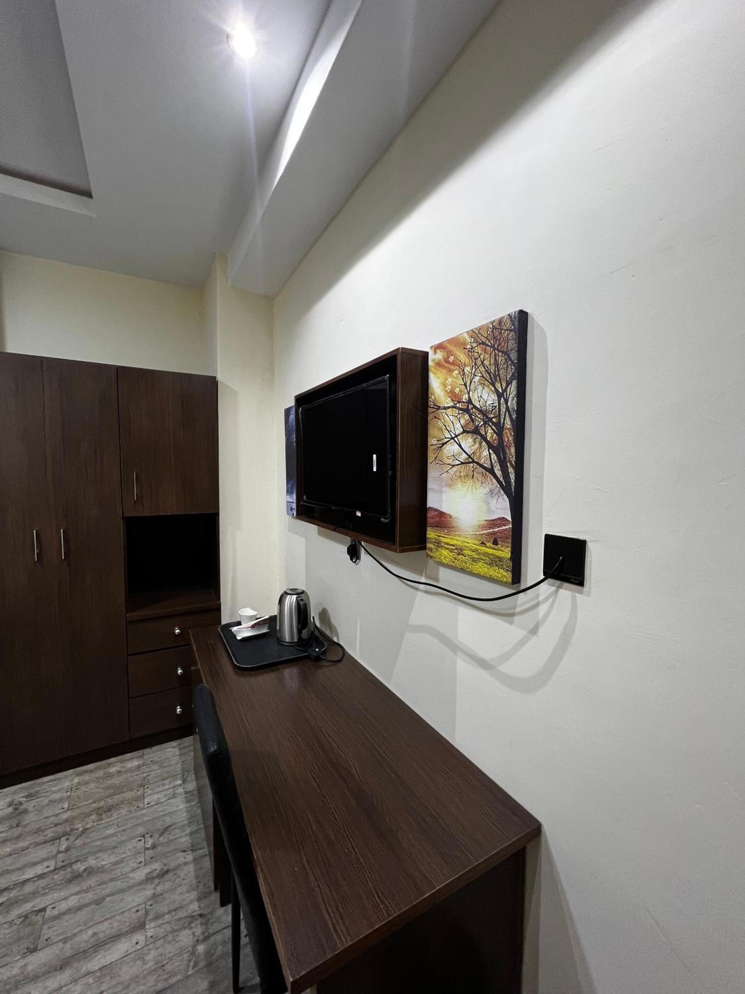 Fragrance Apartments And Suites إبادان المظهر الخارجي الصورة